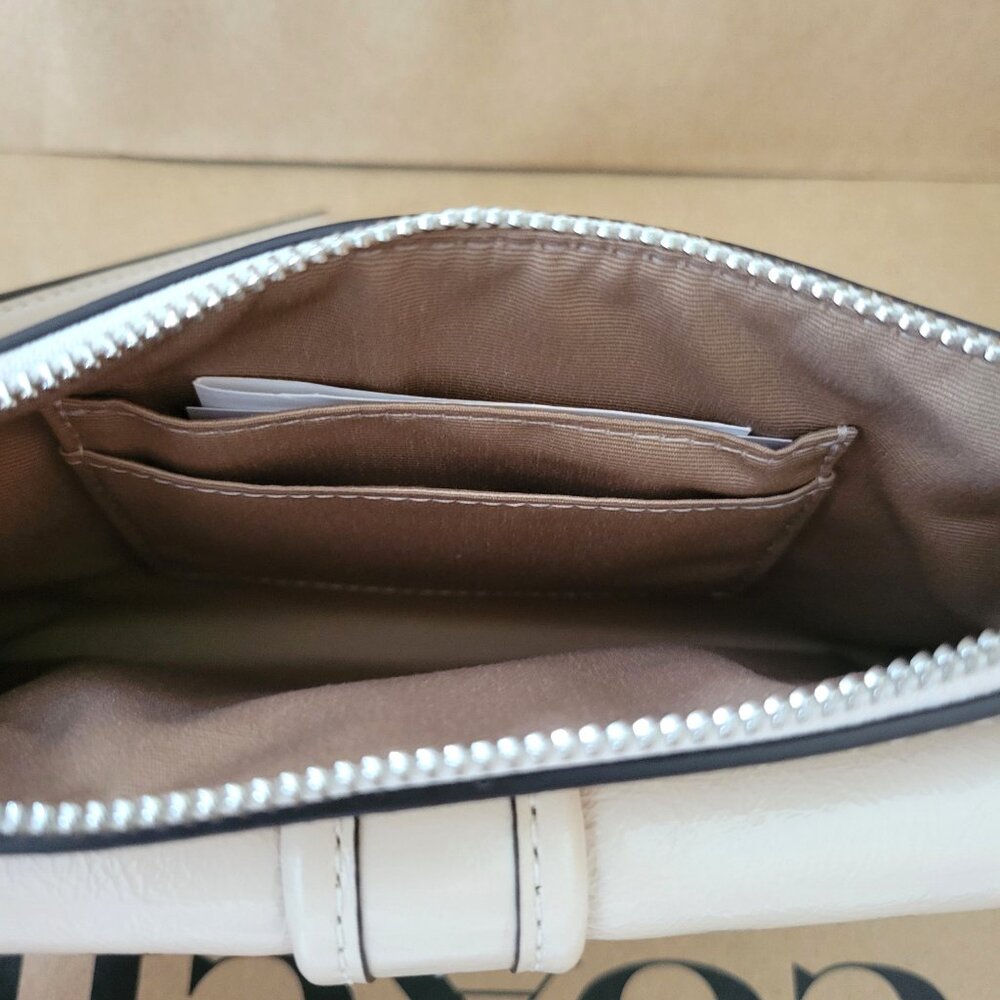 Coach CDY04 Ashton Wristlet Shiny crinkle leather Chalk Patent Clutch Bag Wallet - Picture 8 of 8